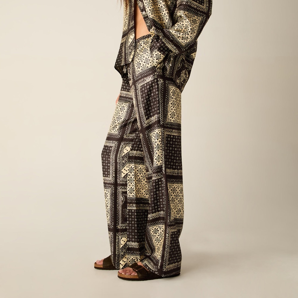 NWT Kith Michu Batik Block Print Set - Picture 3 of 16